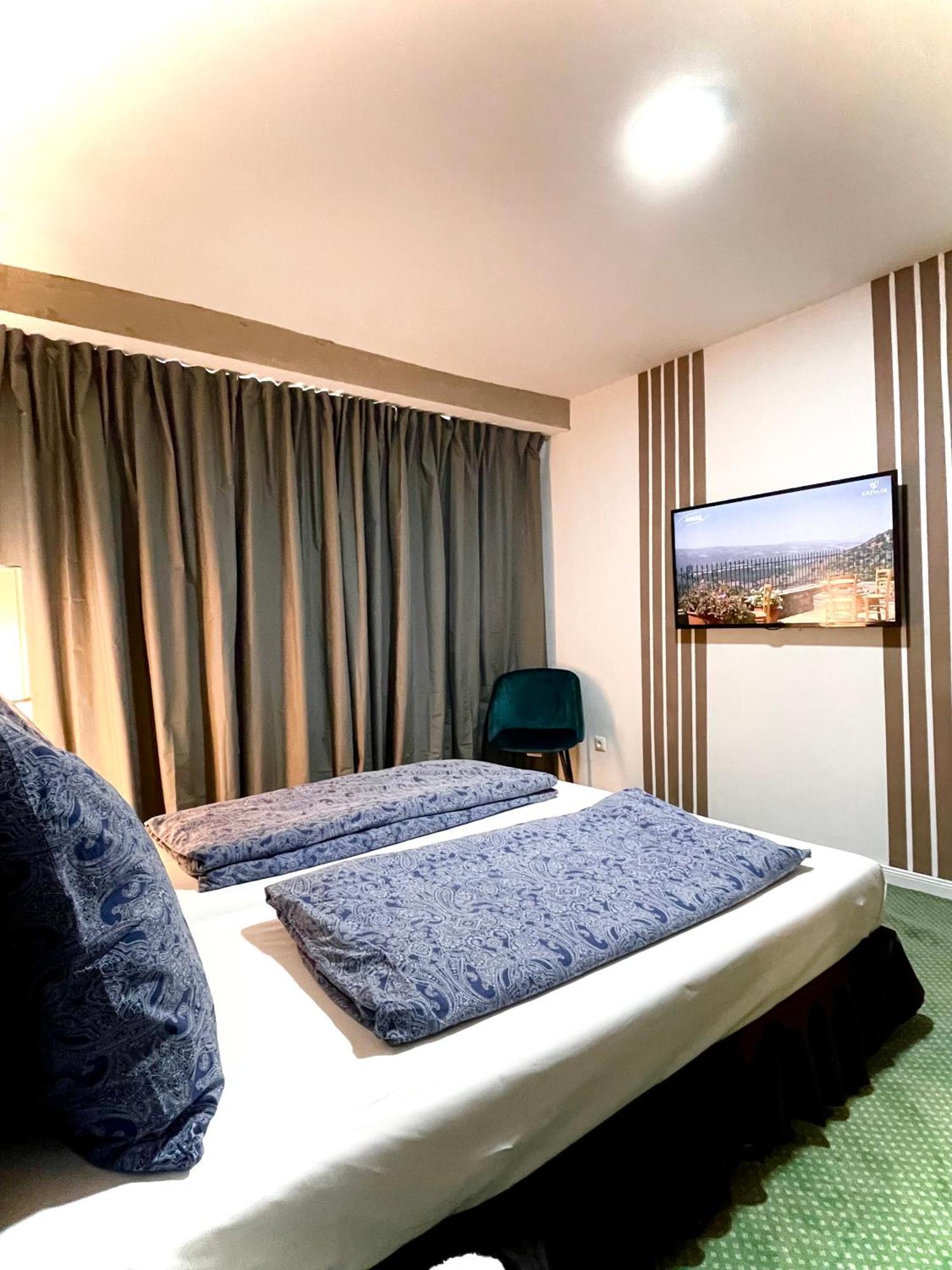 Hotel Hamburg Inn Екстериор снимка